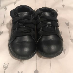 Stride rite walking shoes